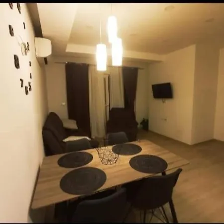 Paula Apartamento Makarska